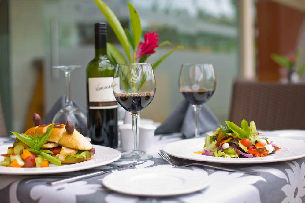 Mirador-Bistro-Grill-Restaurant-Puerto-Vallarta-Sunset-Plaza-Resort